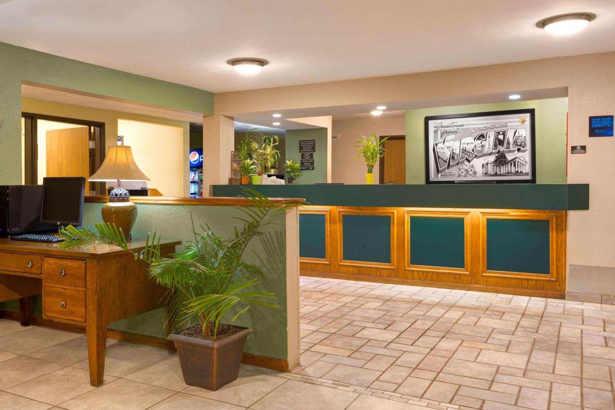 Hotel Super 8 By Wyndham Lynchburg Va Zewnętrze zdjęcie