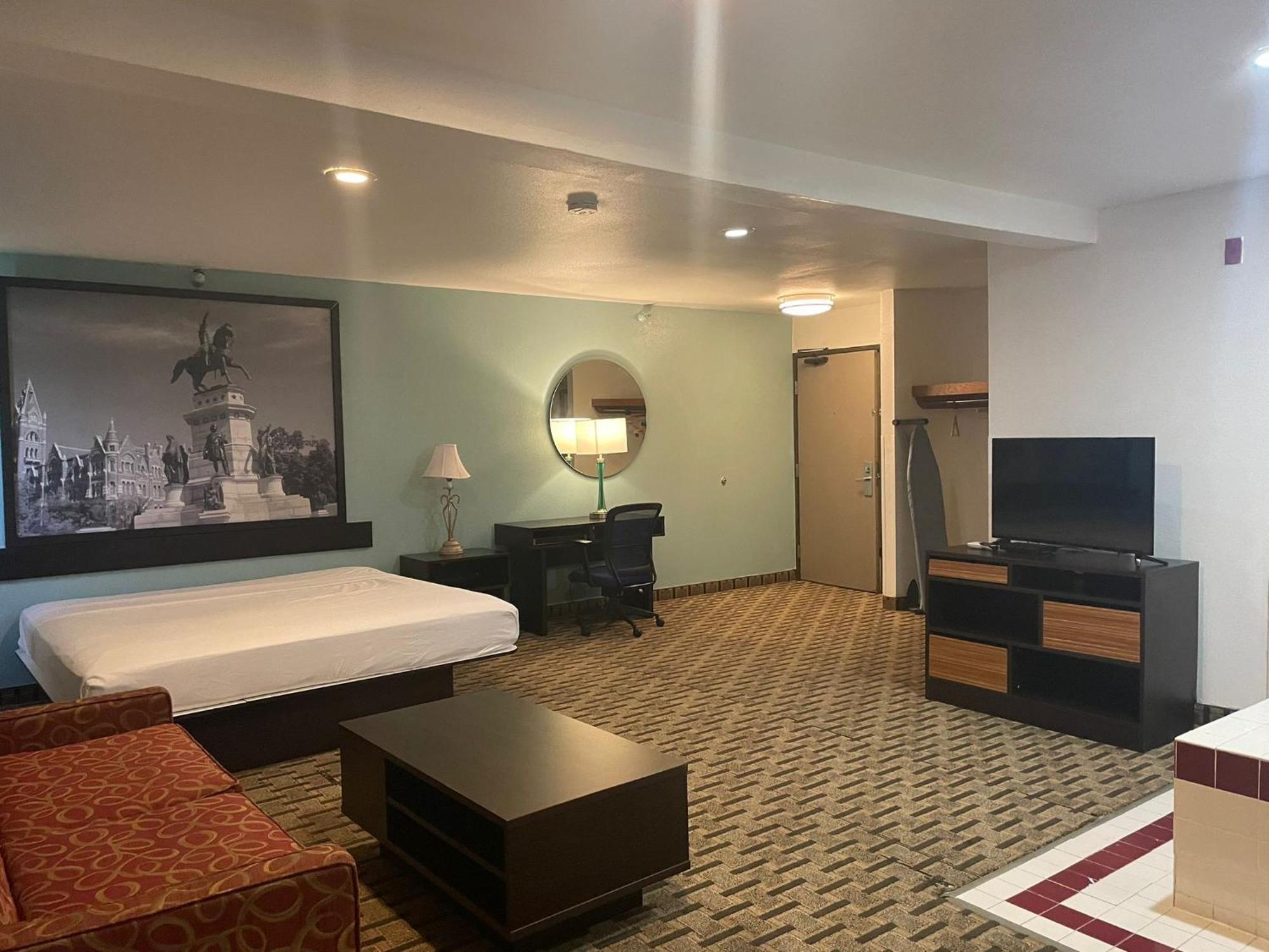 Hotel Super 8 By Wyndham Lynchburg Va Zewnętrze zdjęcie