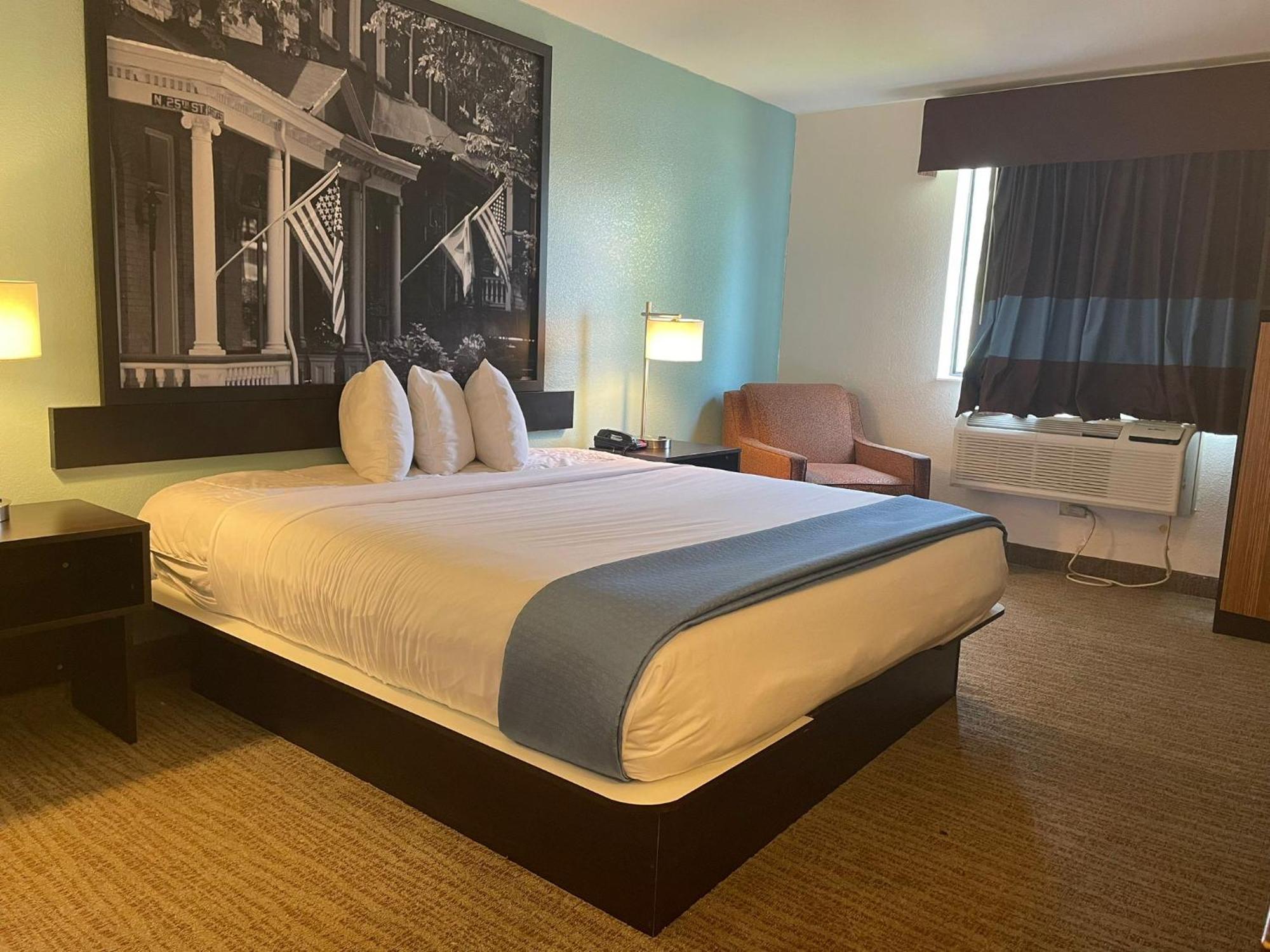 Hotel Super 8 By Wyndham Lynchburg Va Zewnętrze zdjęcie