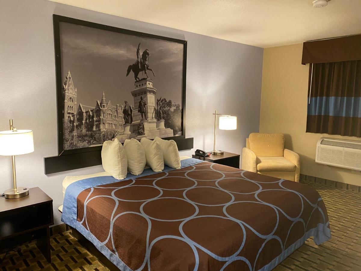 Hotel Super 8 By Wyndham Lynchburg Va Zewnętrze zdjęcie