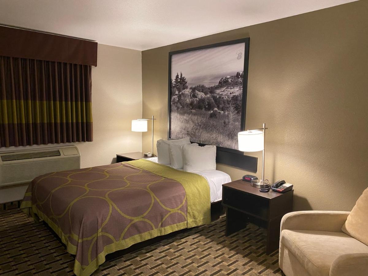 Hotel Super 8 By Wyndham Lynchburg Va Zewnętrze zdjęcie